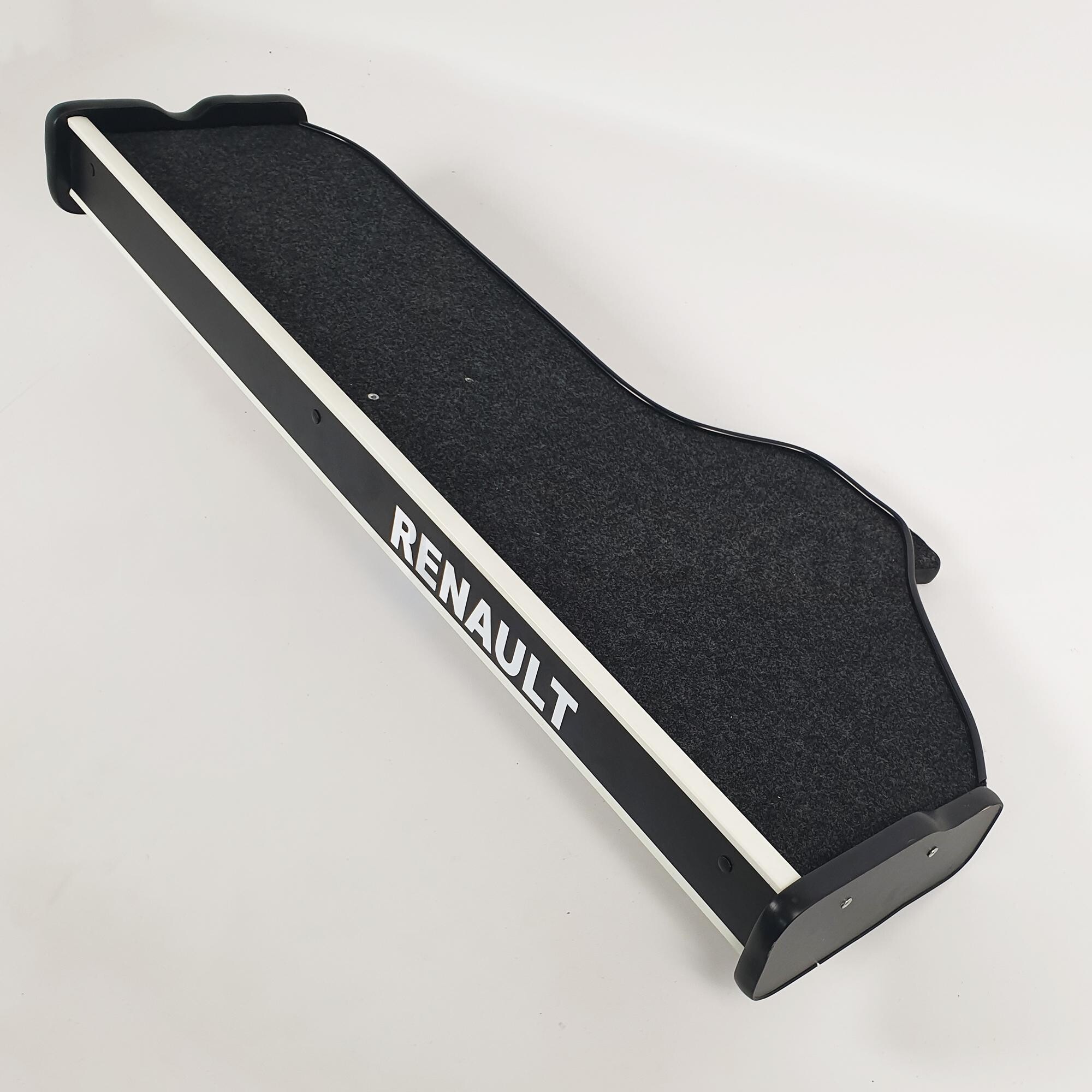 Полка кабины длинная RENAULT Magnum до 1998\Gray\ Полка кабины длинная RENAULT Magnum до 1998\Gray\