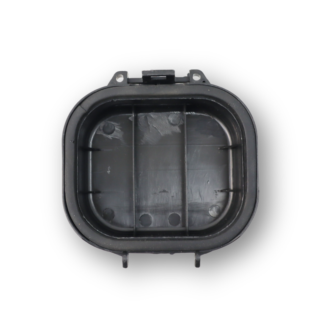 Кришка фари MAN TGA, TGL, TGM, TGS (2000-...) ближнє світло (MAN) Кришка фари MAN TGA, TGL, TGM, TGS (2000-...) ближнє світло (MAN)