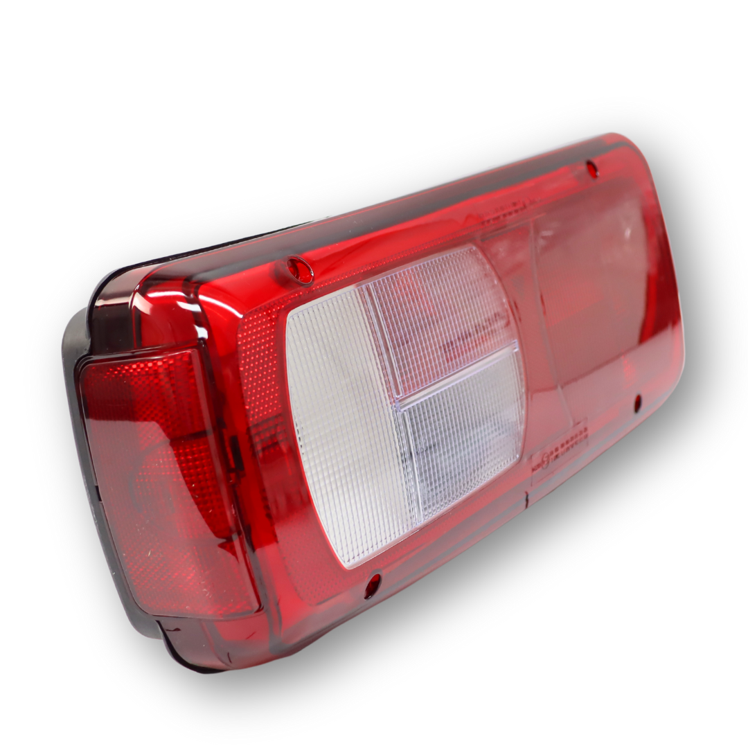Фонарь задний DAF XF105 Euro 6 (2013→) \левый\ с разъемом "AMP"