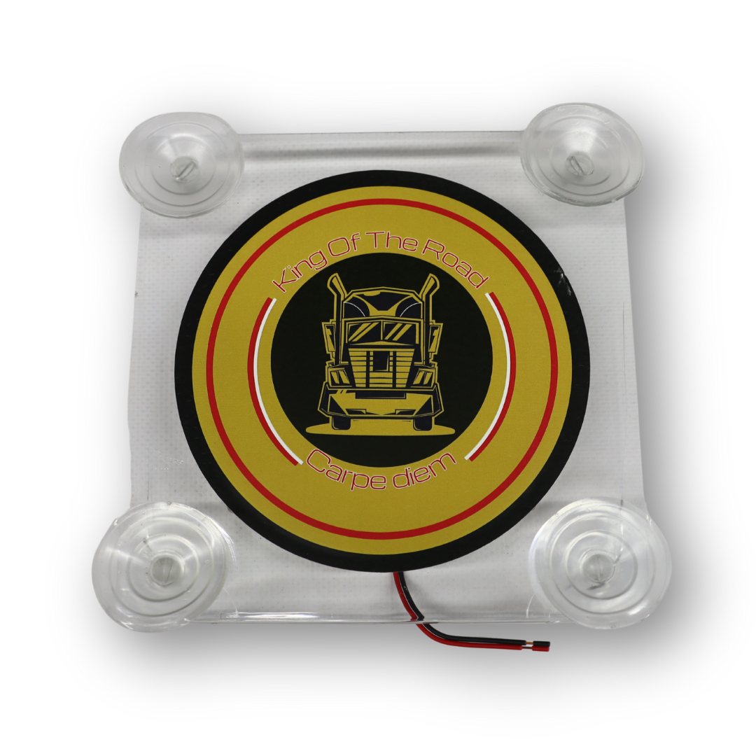 Табличка диодная KING OF THE ROAD квадрат; желтая; 12-24V; 160*160 мм Табличка диодная KING OF THE ROAD квадрат; желтая; 12-24V; 160*160 мм