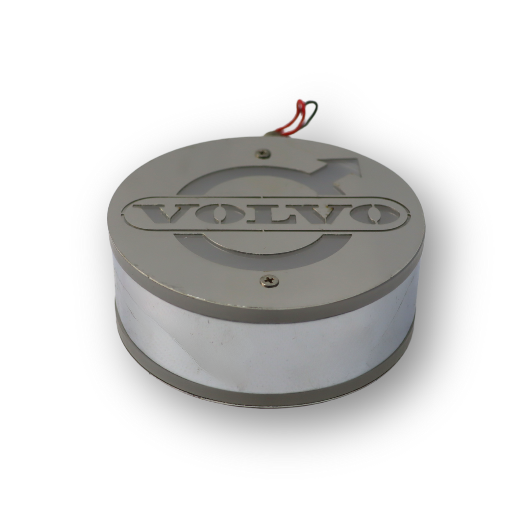 Фонарик декоративный с элементами нержавейки диодный VOLVO - желтый-желтый (Ø-100мм*40мм) Фонарик декоративный с элементами нержавейки диодный VOLVO - желтый-желтый (Ø-100мм*40мм)