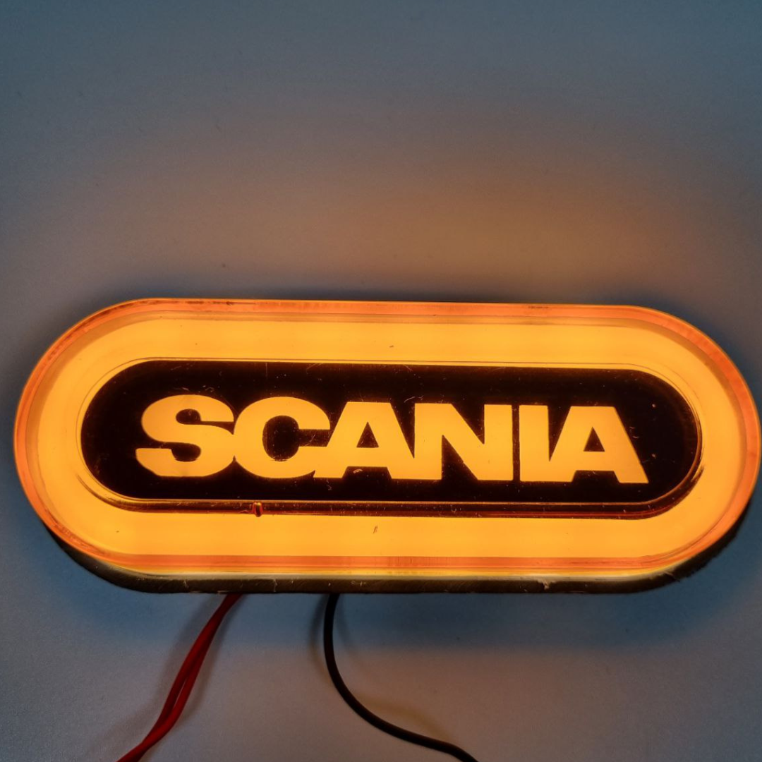 Ліхтар габаритний NEON з логотипом "SCANIA" жовтий \з кріпленням \ Ліхтар габаритний NEON з логотипом "SCANIA" жовтий \з кріпленням \