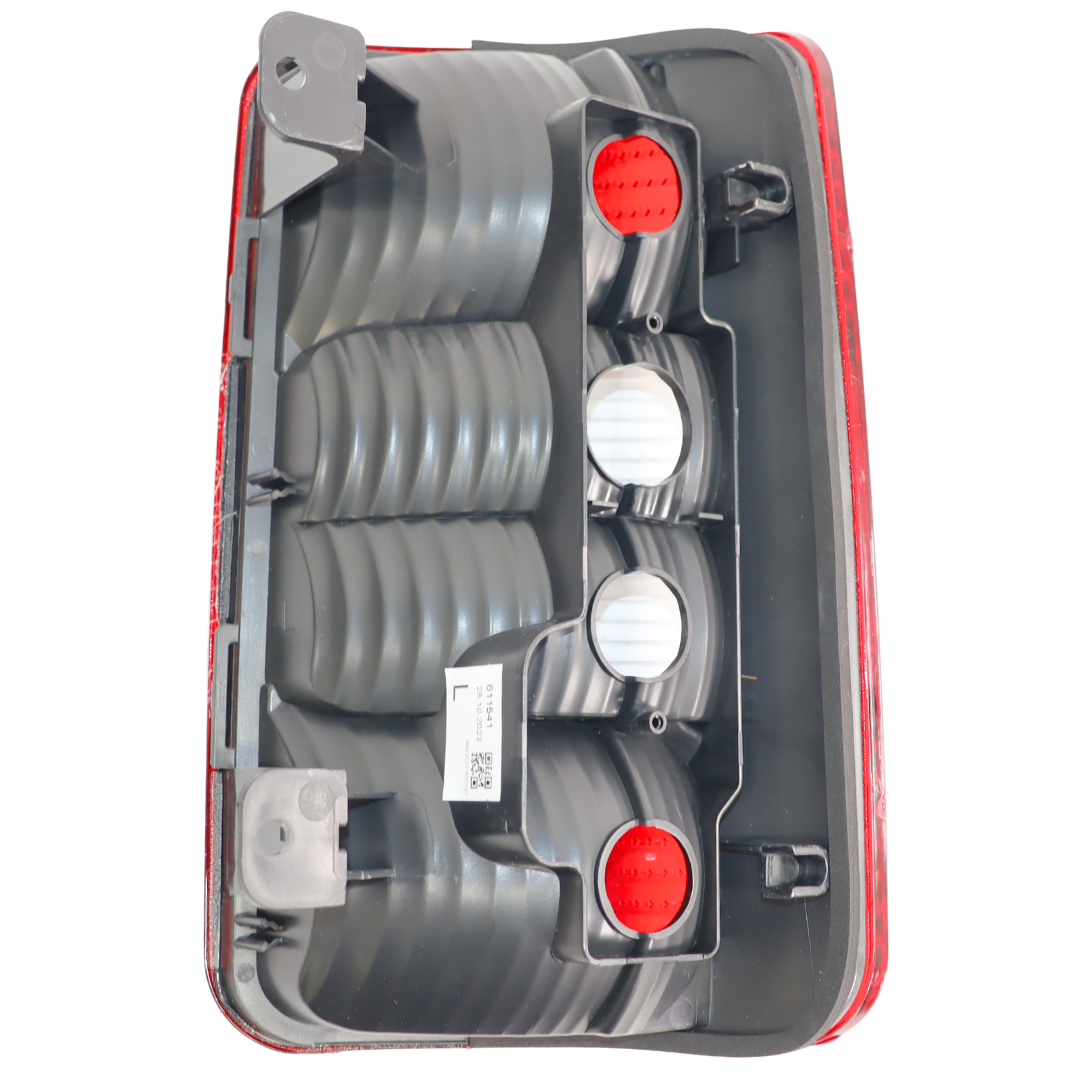 Фонарь задний VOLKSWAGEN CADDY (2003-2009) \левый\ 20шт Фонарь задний VOLKSWAGEN CADDY (2003-2009) \левый\ 20шт