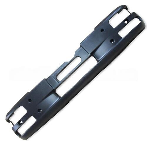 Бампер MAN LE 6-12 т з 2000р. Бампер MAN LE 6-12 т з 2000р.