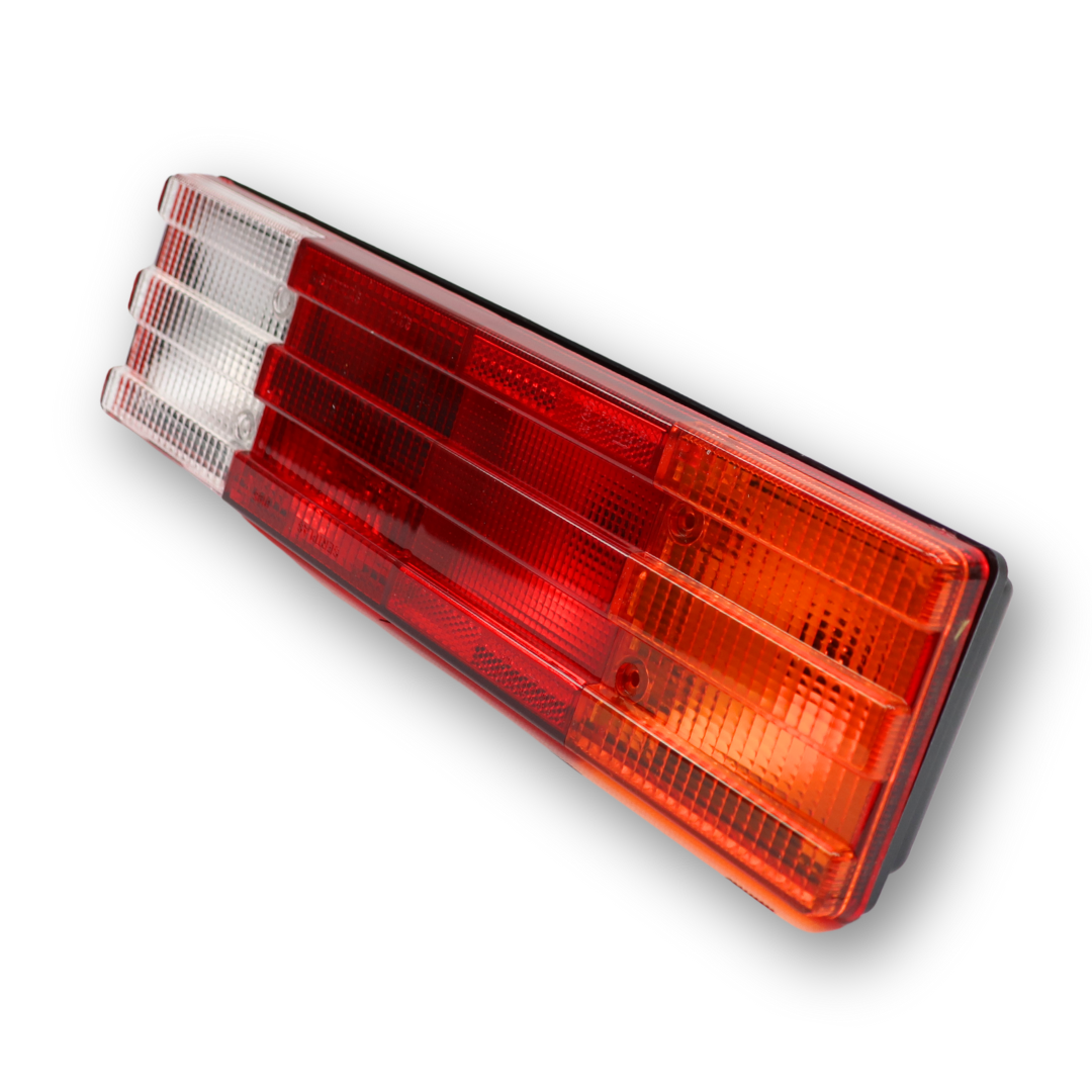 Фонарь задний MERCEDES с задним ходом Фонарь задний MERCEDES с задним ходом