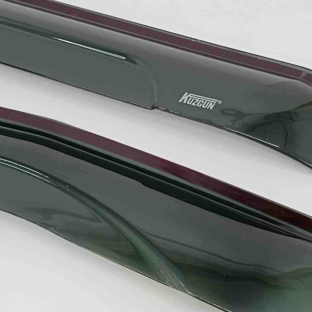 Ветровик VOLVO FH 2015-2024; Черный .Накладной. Ветровик VOLVO FH 2015-2024; Черный .Накладной.