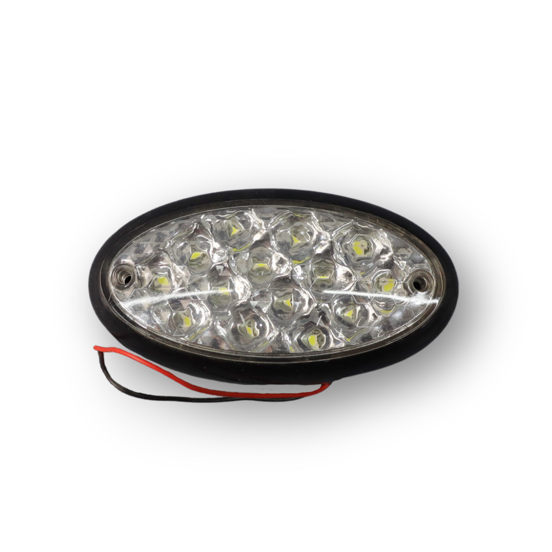 Фонарик габаритный 24V белый L0136 (88*62) Фонарик габаритный 24V белый L0136 (88*62)