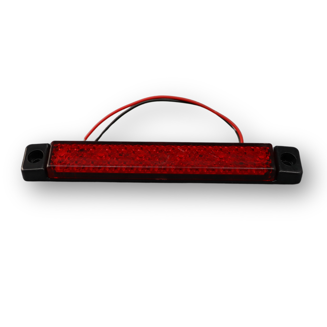 Фонарик габаритный 24V красный L0134 Фонарик габаритный 24V красный L0134