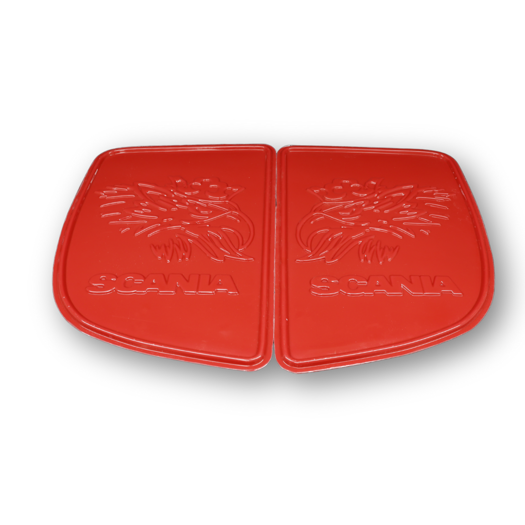 Фальш накладки красные на боковые окна спальника для SCANIA R; P; G 2005-2017; Euro 3, 4, 5 Фальш накладки красные на боковые окна спальника для SCANIA R; P; G 2005-2017; Euro 3, 4, 5