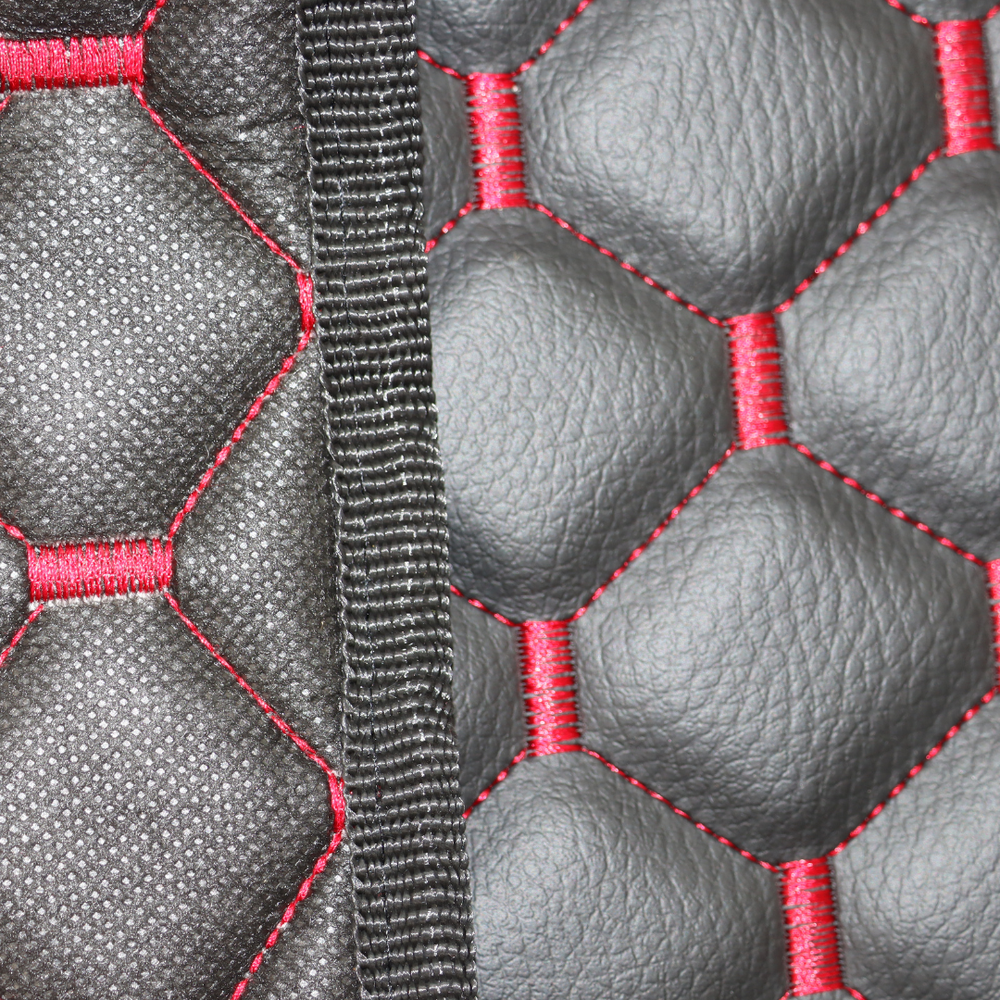 Килимок Екошкіра VOLVO FH 2003-2013; АКПП, чорний з вишивкою, Килимок Екошкіра VOLVO FH 2003-2013; АКПП, чорний з вишивкою,