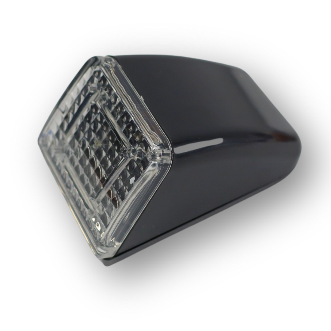 Корпус фонарика крыши VOLVO белый Корпус фонарика крыши VOLVO белый