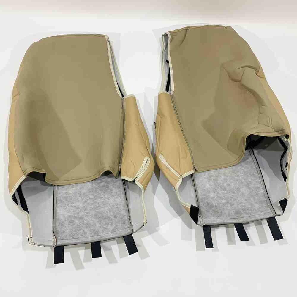 Чехол на сиденья DAF XF105 106 XG CF85 LF (2013-2024) перфор.кожа беж. Чехол на сиденья DAF XF105 106 XG CF85 LF (2013-2024) перфор.кожа беж.