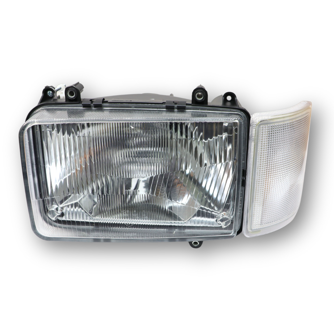 Фара DAF XF 95 (1997-2002) с белым указателем поворота, левая.(TANGDE) Фара DAF XF 95 (1997-2002) с белым указателем поворота, левая.(TANGDE)