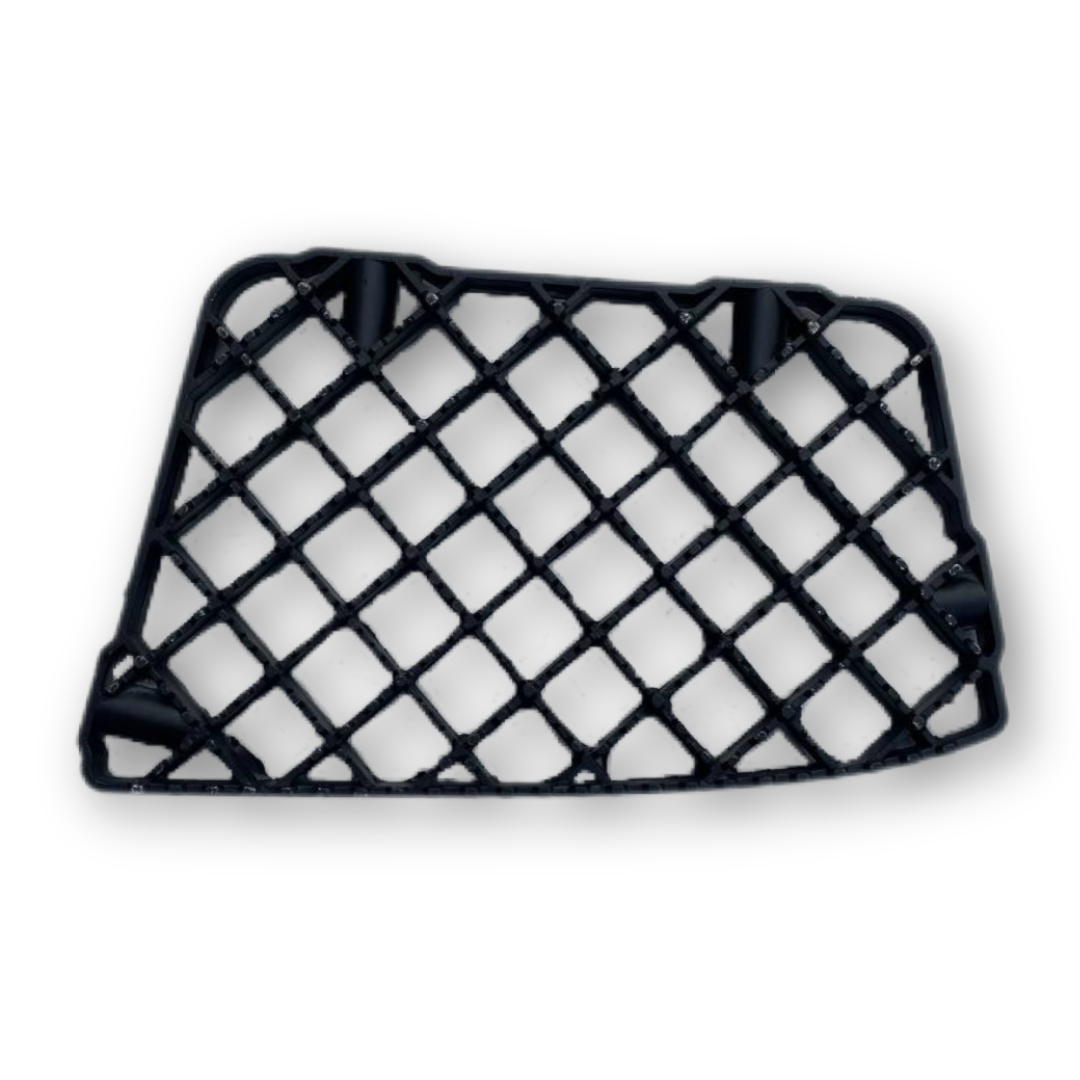 Накладка на ступень IVECO Tech/Star/Cargo нижняя \прав.=лев.\ Накладка на ступень IVECO Tech/Star/Cargo нижняя \прав.=лев.\