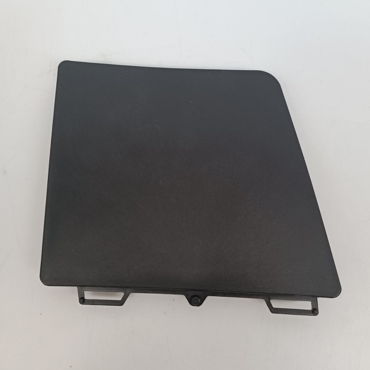 Заглушка ступеня RENAULT T c 2013 р. \права\