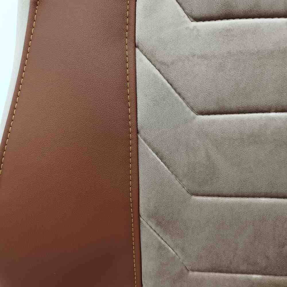 Чохол на сидіння Chess SCANIA R,G,P,S (2014-...) водій моноліт - пас. складне, коричневий. Чохол на сидіння Chess SCANIA R,G,P,S (2014-...) водій моноліт - пас. складне, коричневий.