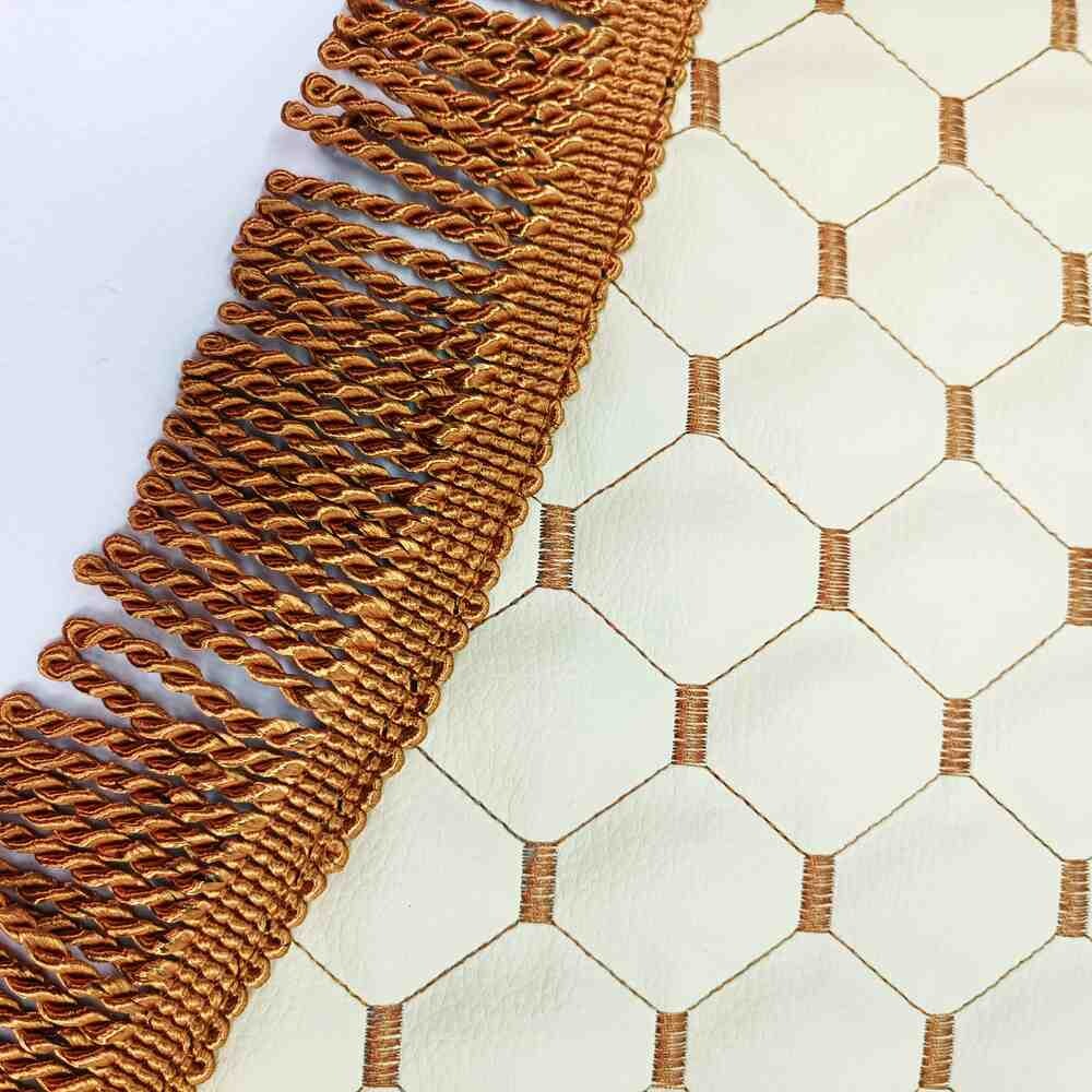 Накидка на торпеду VOLVO FH 2002-2008 бежевая Накидка на торпеду VOLVO FH 2002-2008 бежевая