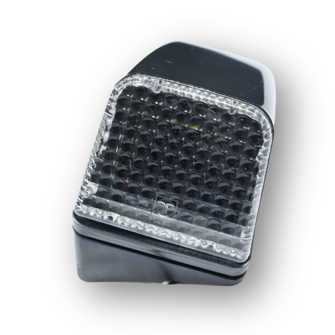 Фонарь габаритный на крышу VOLVO белый \правый\ Фонарь габаритный на крышу VOLVO белый \правый\