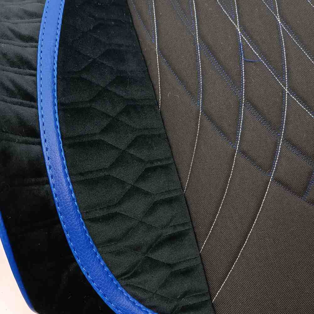 Чохол на сидіння Konfeta SCANIA R,G,P (2004-2017) водій пілот - пас. складне, чорний-синя нитка Чохол на сидіння Konfeta SCANIA R,G,P (2004-2017) водій пілот - пас. складне, чорний-синя нитка