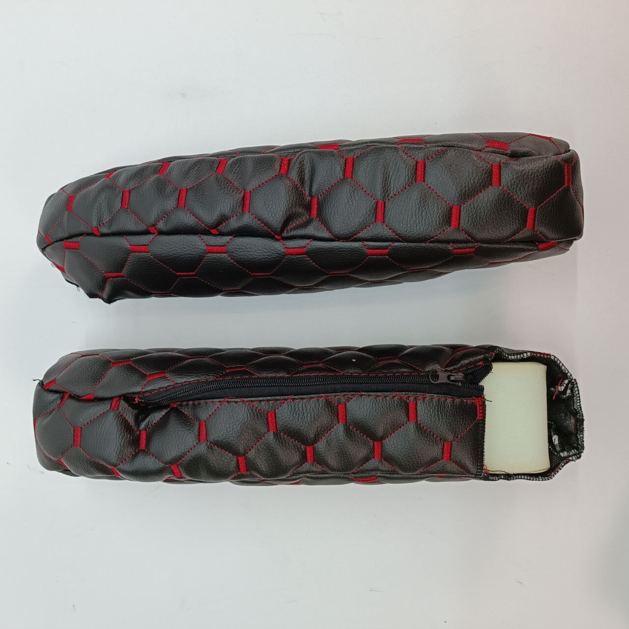 Підлокітник Екошкіра MAN TGA чорний червона нитка (2 шт.)