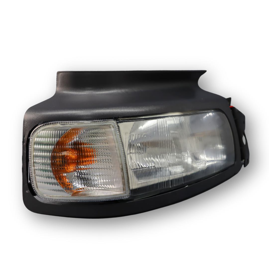 Фара RENAULT PREMIUM, MIDLUM, KERAX (2001-2007) праваяAYFAR