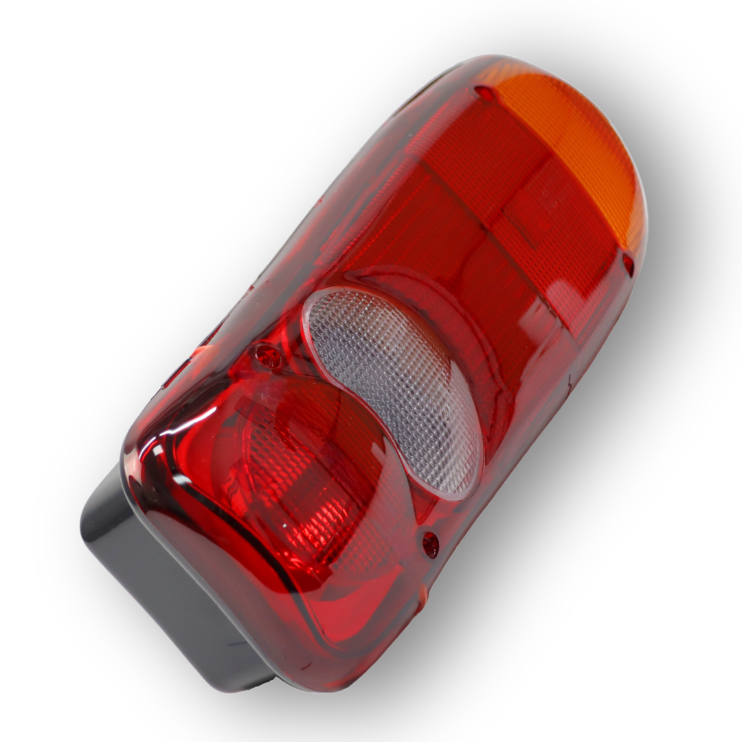Фонарь задний RENAULT PREMIUM I - MIDLUM (2000-2005) \правый\ с разъемом AMP