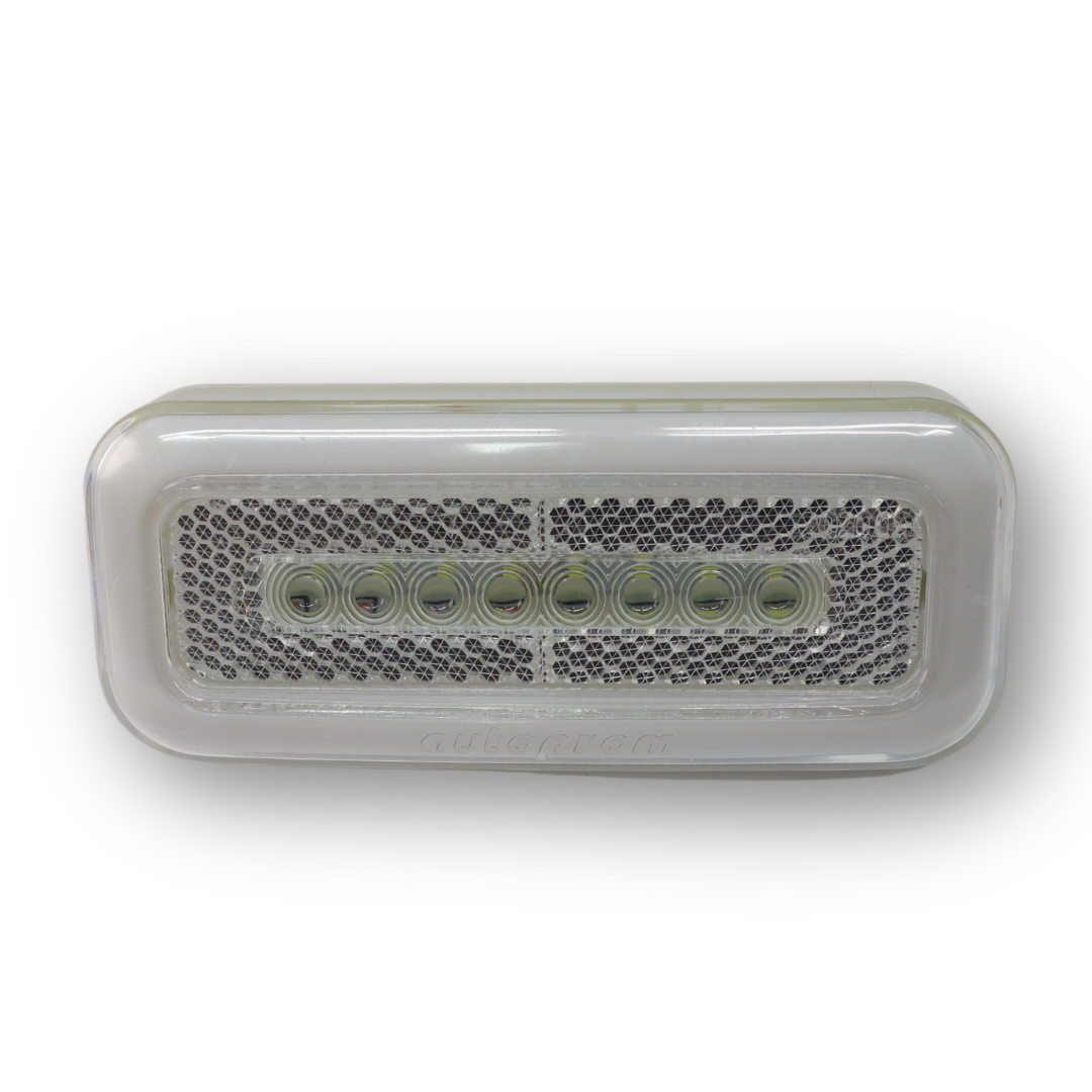 Фонарь габаритный диодный белый 24 V Фонарь габаритный диодный белый 24 V