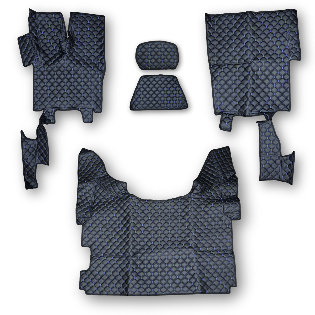 Килимок Екошкіра DAF XF106 з 2013; АКПП, чорний, перфорація, синя нитка, АСП