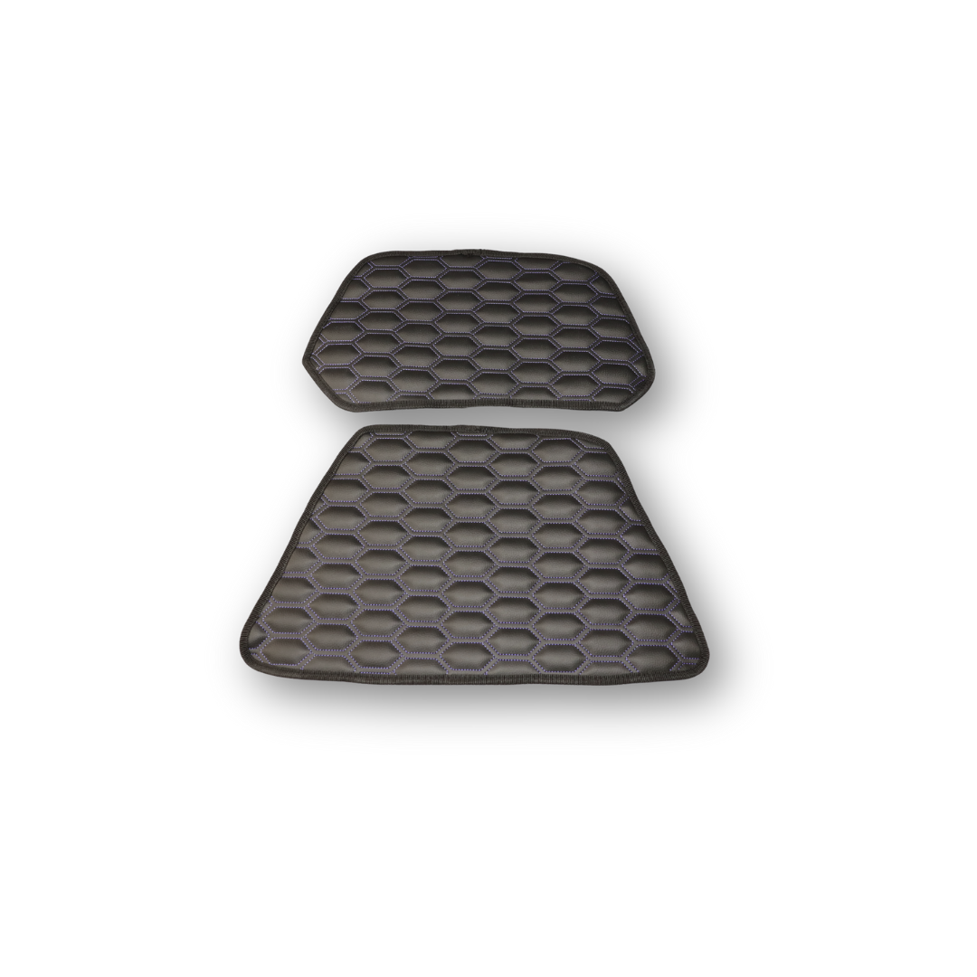 Килимок Екошкіра DAF XF106 з 2013; АКПП, чорний, перфорація, синя нитка, АСП