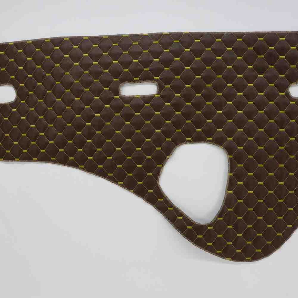 Накидка на торпеду VOLVO FH 2002-2008 коричнева