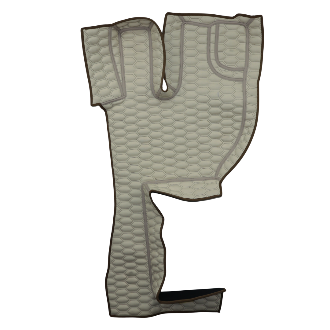 Коврик 3D Экокожа VOLVO FH 2003-2013; АКПП, бежевый Коврик 3D Экокожа VOLVO FH 2003-2013; АКПП, бежевый