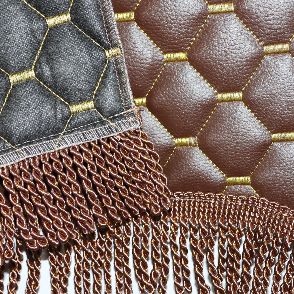 Накидка на торпеду DAF XF106 коричневая Накидка на торпеду DAF XF106 коричневая