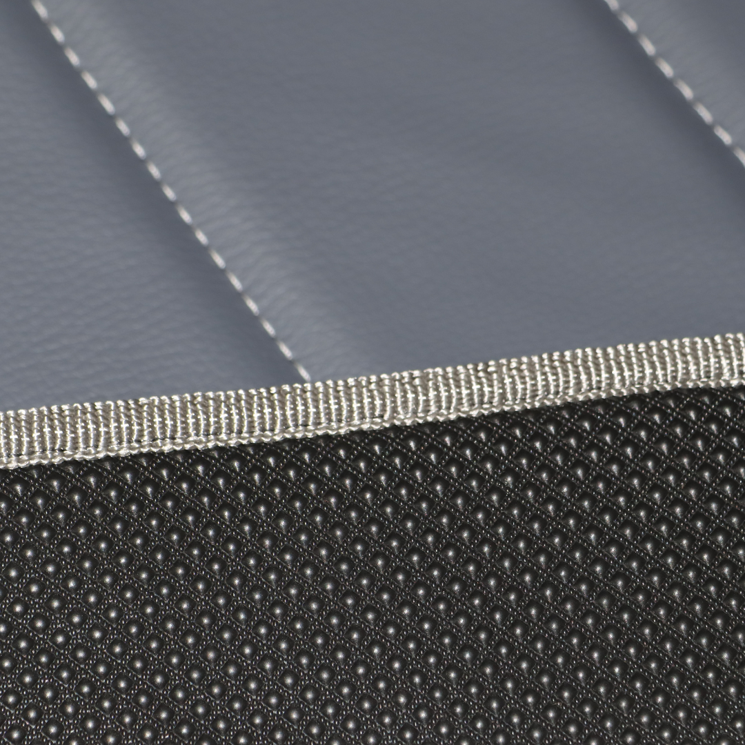 Килимок 3D Екошкіра Volvo FH Euro 6 з 2014; АКПП сірий Килимок 3D Екошкіра Volvo FH Euro 6 з 2014; АКПП сірий