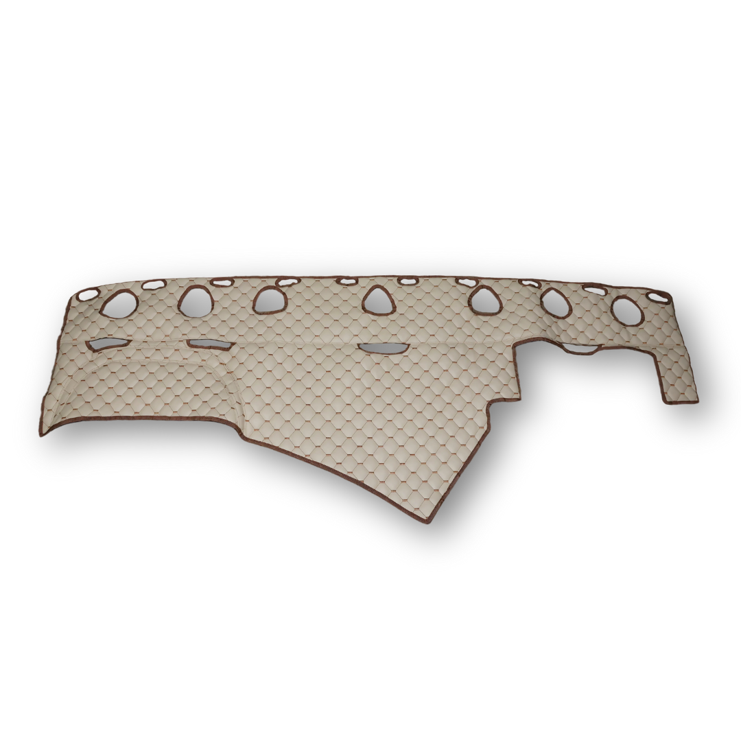 Накидка на торпеду SCANIA R, бежева Накидка на торпеду SCANIA R, бежева