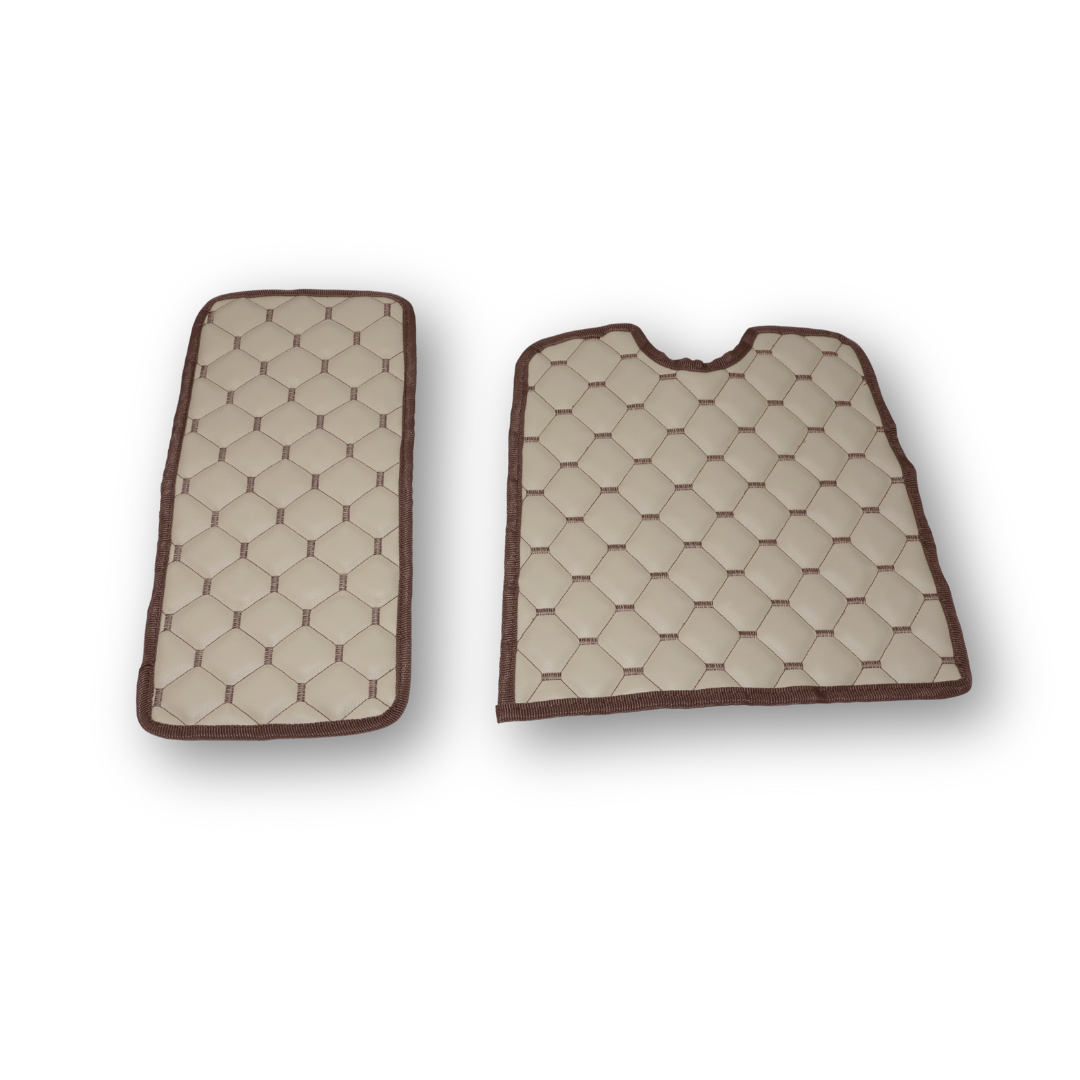 Накидка на торпеду SCANIA R, бежева Накидка на торпеду SCANIA R, бежева