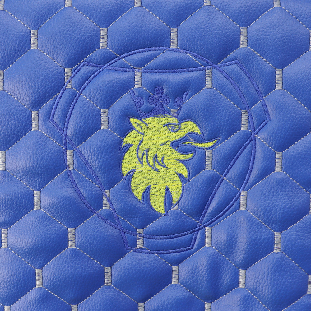 Чехол на сиденья KLF UK SCANIA R,G,P,S (2014-...) водит. монолит - пасс. складное, синяя экокожа - серый велюр Чехол на сиденья KLF UK SCANIA R,G,P,S (2014-...) водит. монолит - пасс. складное, синяя экокожа - серый велюр