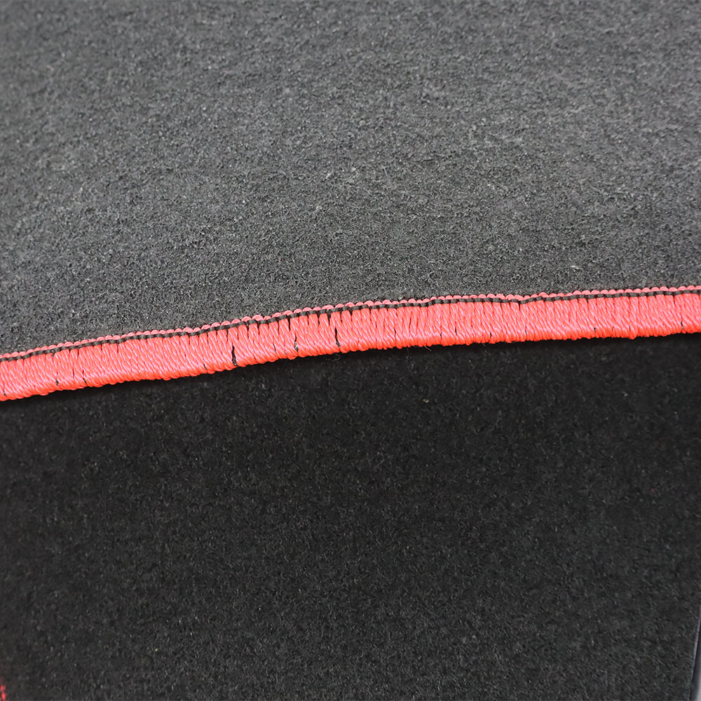 Килимок салону ковролін DAF XF 105, чорний Килимок салону ковролін DAF XF 105, чорний