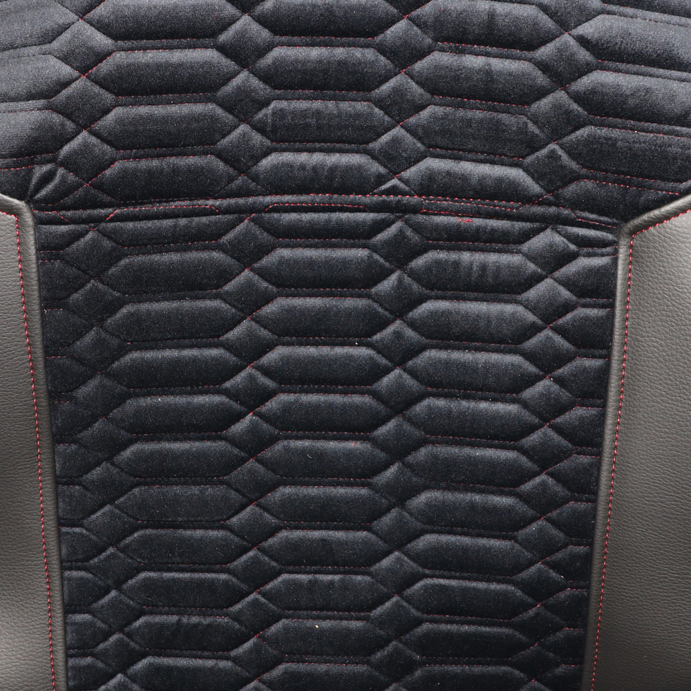 Чехол на сиденья KADIFE Велюр+Экокожа MAN TGX,TGA,TGL,TGM,TGS; (2017) 1 ремень водитель черный велюр - черная кожа Чехол на сиденья KADIFE Велюр+Экокожа MAN TGX,TGA,TGL,TGM,TGS; (2017) 1 ремень водитель черный велюр - черная кожа