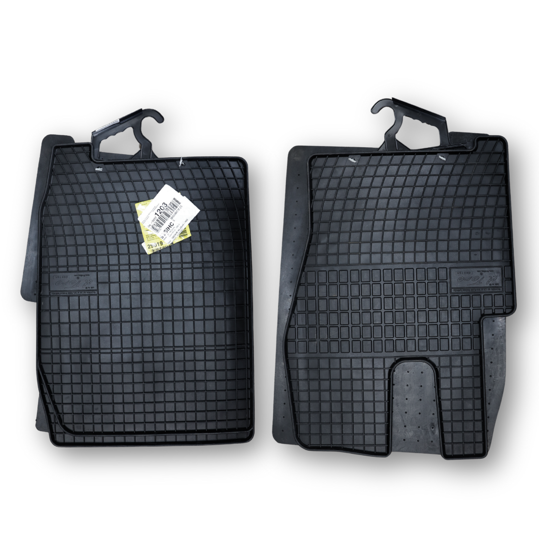 Коврик салона резиновый IVECO EUROCARGO I-III (01.91-09.15); левый и правый Коврик салона резиновый IVECO EUROCARGO I-III (01.91-09.15); левый и правый