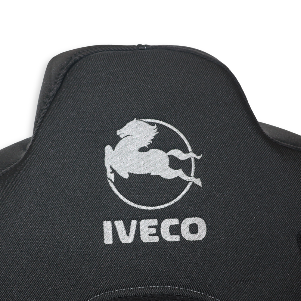 Чохол на сидіння IVECO STRALIS S-WAY, T-WAY (2019-2025 р.), водій та пасажир моноліт високий, сіра діагональ Чохол на сидіння IVECO STRALIS S-WAY, T-WAY (2019-2025 р.), водій та пасажир моноліт високий, сіра діагональ