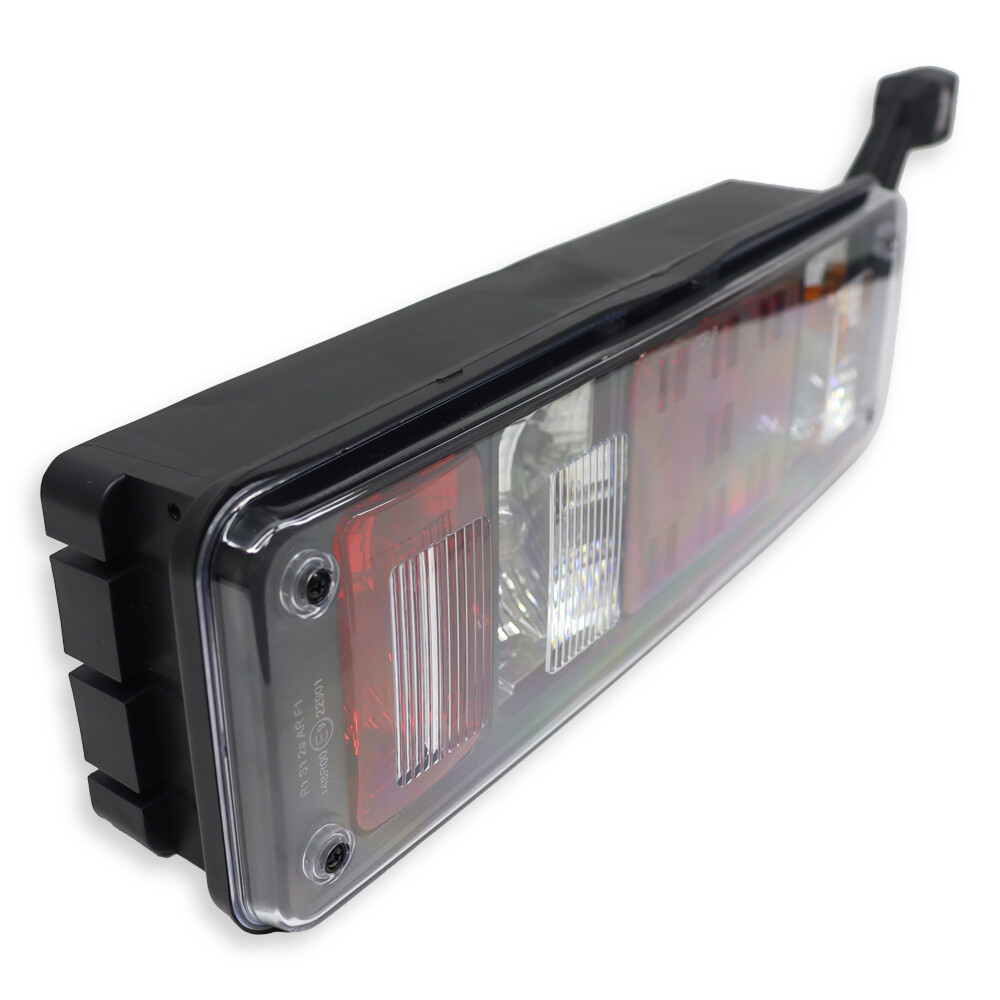 Фонарь задний PRIMESTAR I с разъемом AMP с доп габар.\прав.\ (MARS) Фонарь задний PRIMESTAR I с разъемом AMP с доп габар.\прав.\ (MARS)