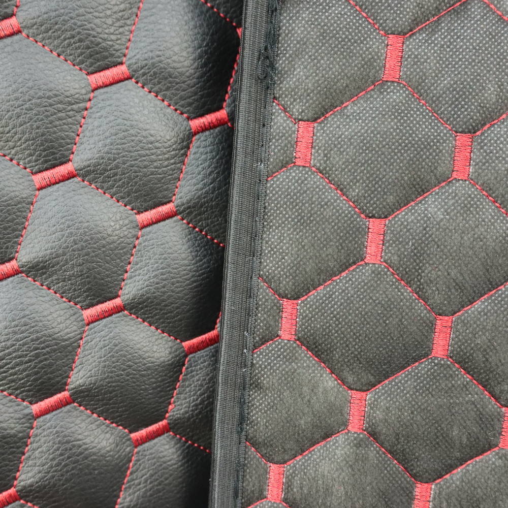 Накидка на торпеду VOLVO FH 05-11 черная Накидка на торпеду VOLVO FH 05-11 черная