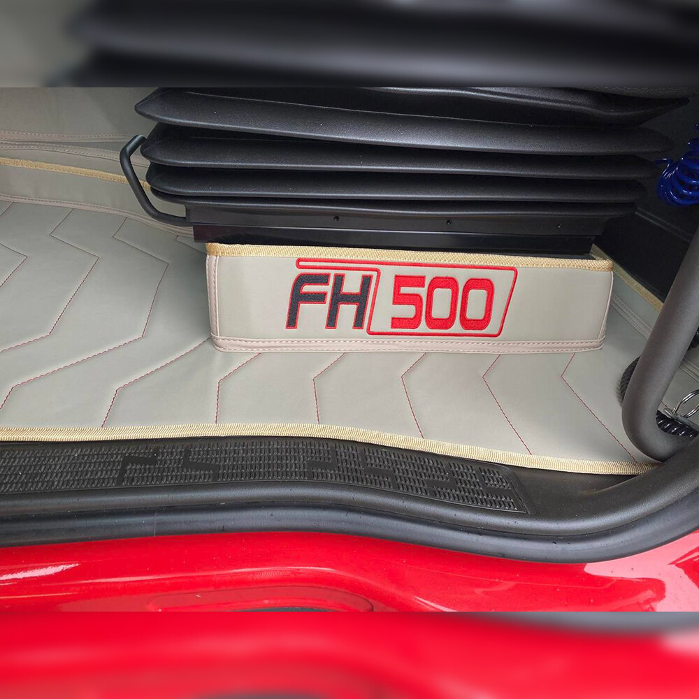 Коврик 3D Экокожа Volvo FH Euro 6 с 2014;АКПП бежевый (МТ)