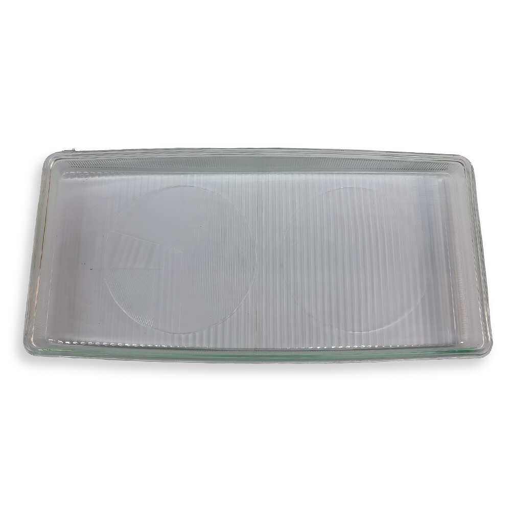 Стекло фары MAN F2000 (1994-2003) правое (AYFAR) Стекло фары MAN F2000 (1994-2003) правое (AYFAR)