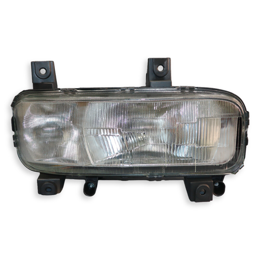 Фара MERCEDES ATEGO 1 (1998-2004) с рассеивателем, правая (AYFAR) Фара MERCEDES ATEGO 1 (1998-2004) с рассеивателем, правая (AYFAR)