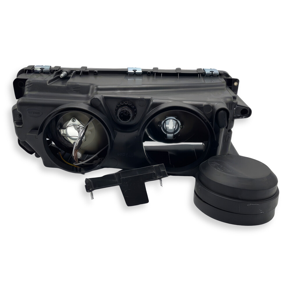 Фара MERCEDES AXOR MP2 (2004...) левая (AYFAR) Фара MERCEDES AXOR MP2 (2004...) левая (AYFAR)