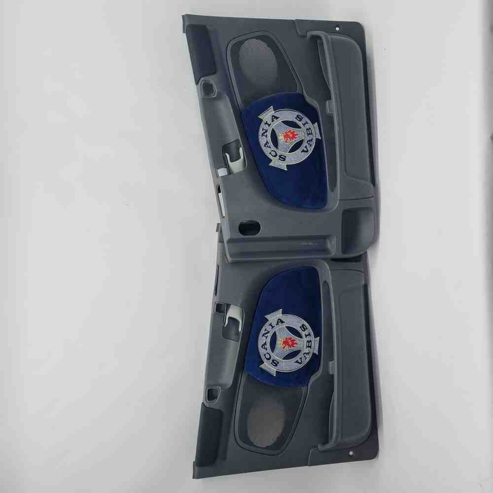 Двері з вишивкою SCANIA в асортименті Двері з вишивкою SCANIA в асортименті