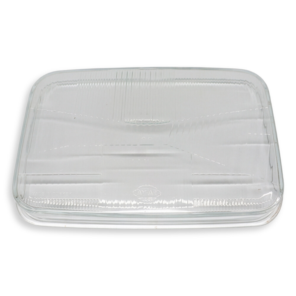 Стекло фары VOLVO FH12,16 (1993-2002) левое-правое (AYFAR) Стекло фары VOLVO FH12,16 (1993-2002) левое-правое (AYFAR)