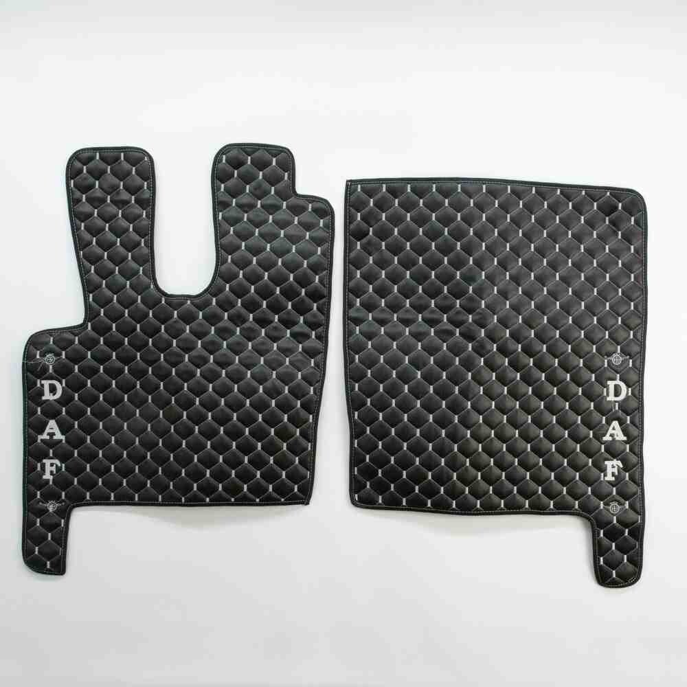 Килимок Екошкіра DAF XF106 з 2013; АКПП, чорний, вишивка, АСП Килимок Екошкіра DAF XF106 з 2013; АКПП, чорний, вишивка, АСП