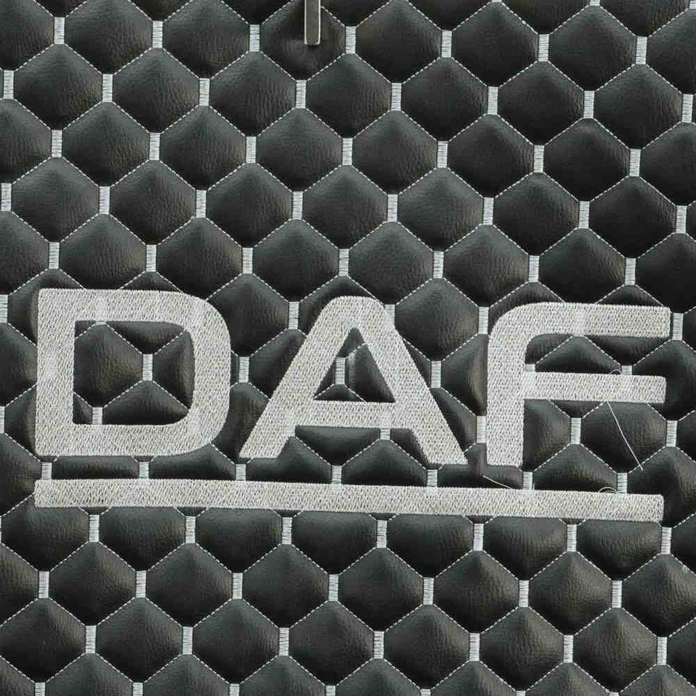 Килимок Екошкіра DAF XF106 з 2013; АКПП, чорний, вишивка, АСП
